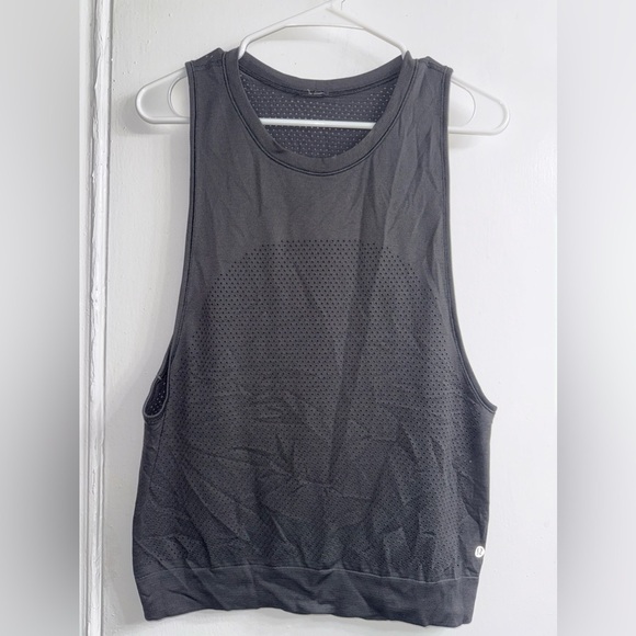Lululemon Swiftly Breathe Muscle Tank size 8 - Picture 9 of 9